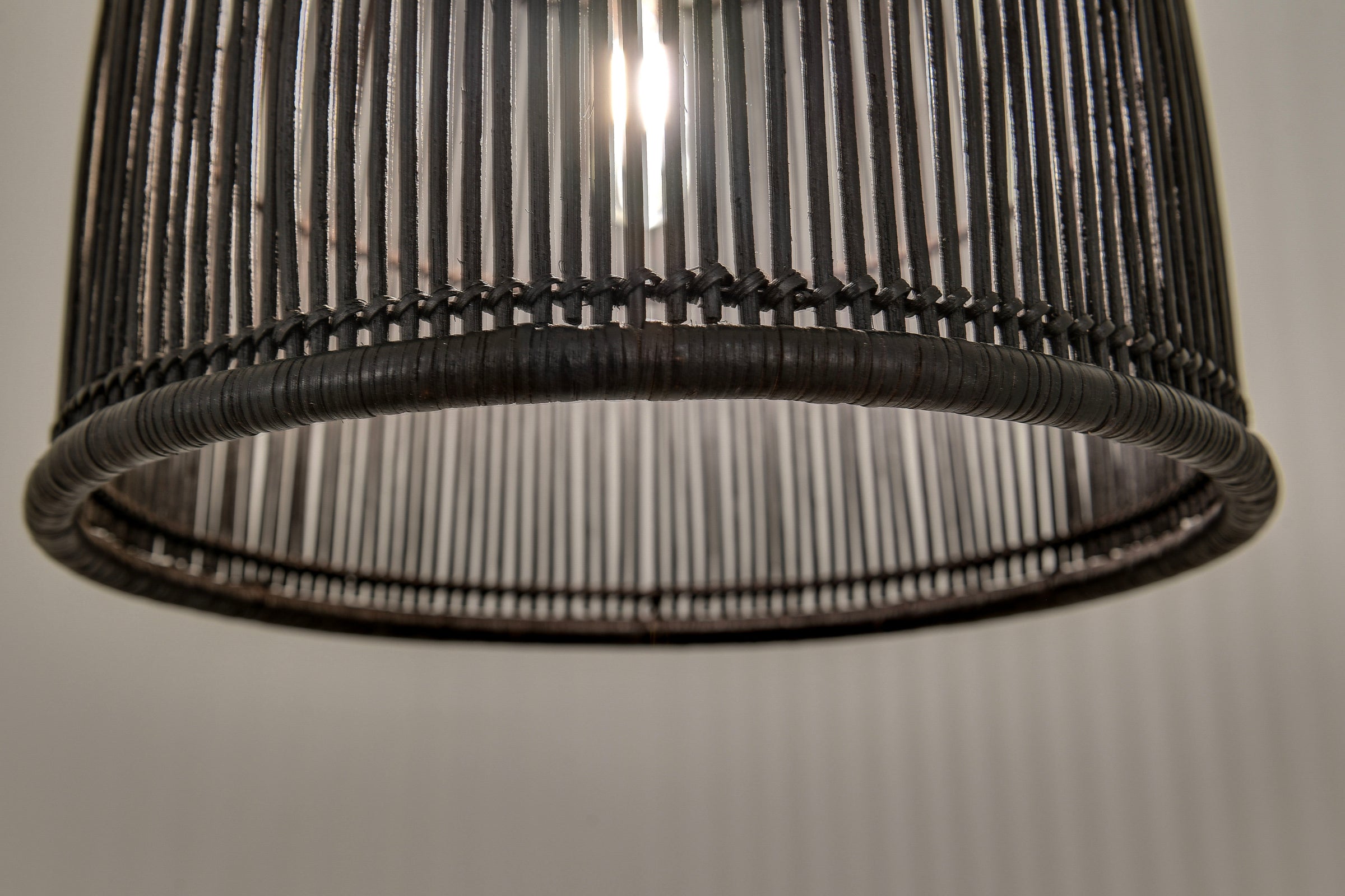 Maria Pendant - Black